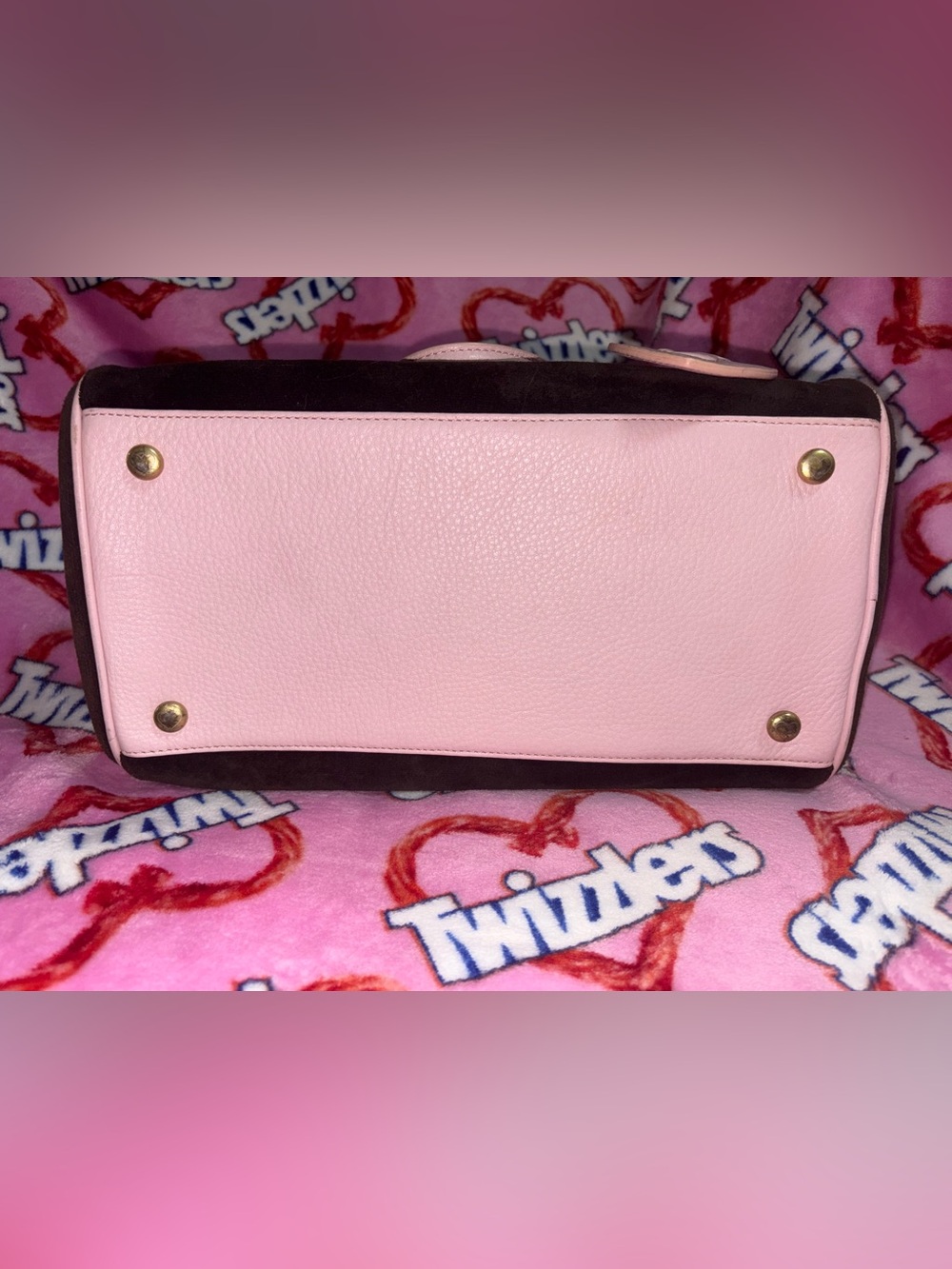 Juicy Couture 🩷🤎 Vintage Royal Juicy Bowler Bag: “Girls Will Be Juicy Girls” - Picture 14 of 16